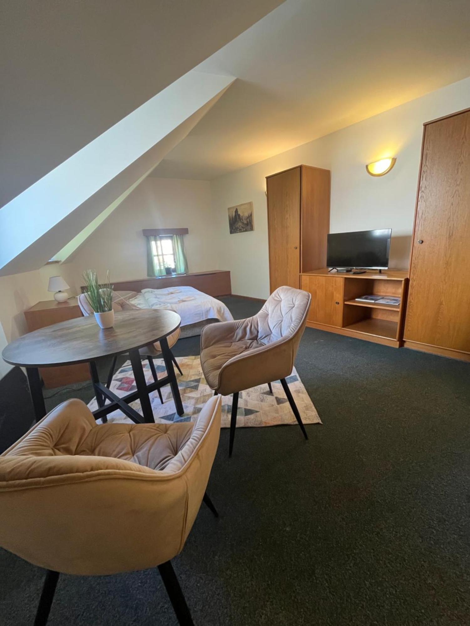 Apartmany Baroko Broumov Buitenkant foto